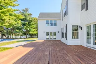 1 Miller Farms Ct, Miller Place, NY 11764 - Photo 7