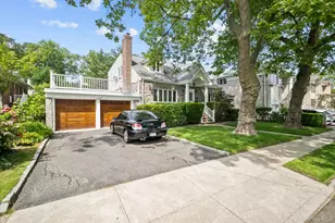 28-16 215th Pl, Bayside, NY 11360 - Photo 31