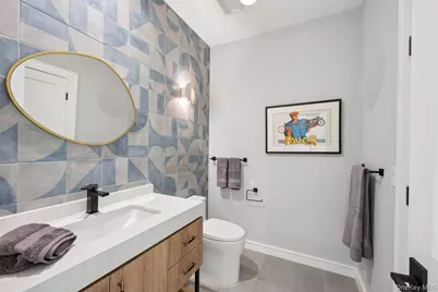 20 Cove Neck Lane, Southampton, NY 11968 - Photo 19