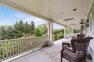 7 Ridgeview Cir, Armonk, NY 10504 - Photo 3