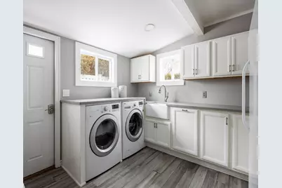 16 Point Road, Bellport, NY 11713 - Photo 33