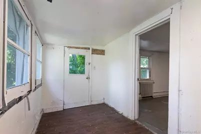 208 Tomahawk Street, Somers, NY 10598 - Photo 19