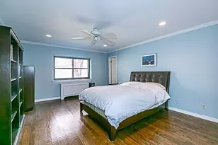 21 Canterbury Rd, Great Neck, NY 11021 - Photo 17