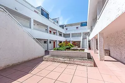 21 Canterbury Road #0, Great Neck, NY 11021 - Photo 23