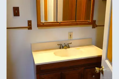 35 Fallkill Avenue, Poughkeepsie, NY 12601 - Photo 15