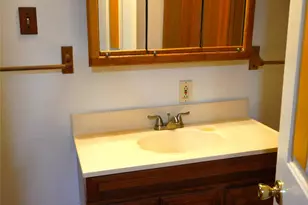 35 Fallkill Ave, Poughkeepsie, NY 12601 - Photo 15