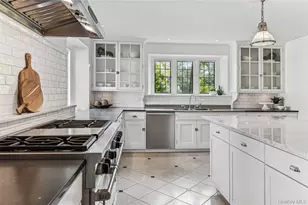 3 Loden Ln, Purchase, NY 10577 - Photo 9