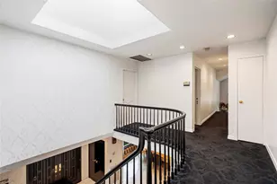 2 Harbor Ct W, Roslyn, NY 11576 - Photo 13