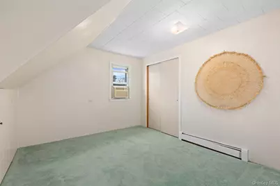 551 Minnieford Avenue, Bronx, NY 10464 - Photo 21