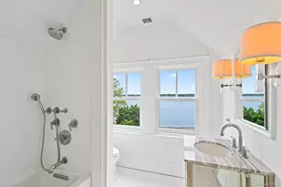 998 W Shore Rd, Mill Neck, NY 11771 - Photo 25