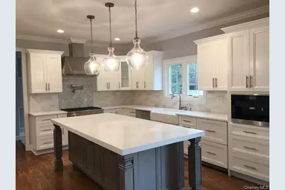 110B Louis Street, Massapequa, NY 11758 - Photo 21