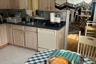 190 Canterbury Dr, Ridge, NY 11961 - Photo 9