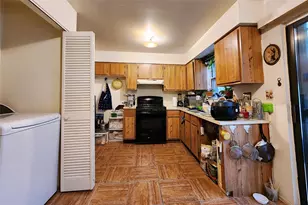 120-16 Cove Ct, College Point, NY 11356 - Photo 7