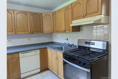 94-31 59 Ave #4B, Elmhurst, NY 11373 - Photo 17