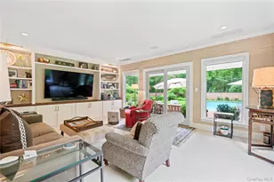 18 Matinecock Farms Rd, Glen Cove, NY 11542 - Photo 11