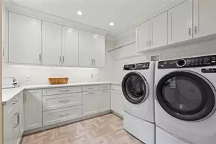 18 Matinecock Farms Rd, Glen Cove, NY 11542 - Photo 21