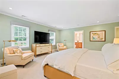 18 Matinecock Farms Road, Glen Cove, NY 11542 - Photo 11