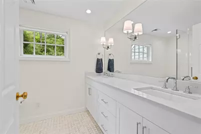 18 Matinecock Farms Road, Glen Cove, NY 11542 - Photo 23