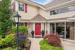 10 Bulaire Rd, East Rockaway, NY 11518 - Photo 37