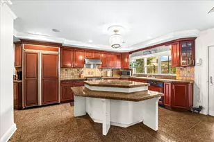 10 Bulaire Rd, East Rockaway, NY 11518 - Photo 11