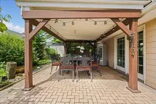 10 Bulaire Rd, East Rockaway, NY 11518 - Photo 33