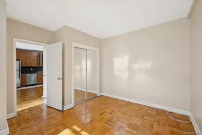 162-21 Powells Cove Boulevard #1M, Whitestone, NY 11357 - Photo 7