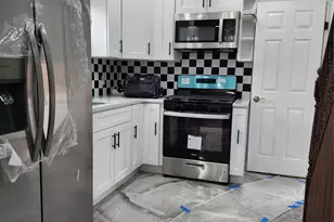 224-06 114th Rd, Cambria Heights, NY 11411 - Photo 3