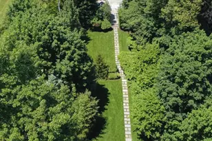 7 Cedar Ln, Glen Cove, NY 11542 - Photo 25