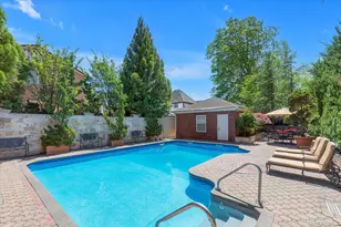 4 Point Crescent, Whitestone, NY 11357 - Photo 23