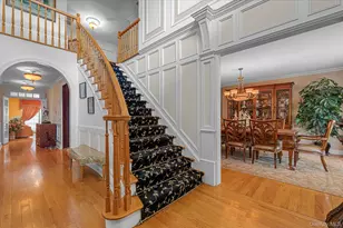 4 Point Crescent, Whitestone, NY 11357 - Photo 5