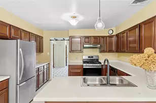 87 Mill St, Wallkill, NY 12589 - Photo 11