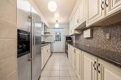 17-12 Starr Street, Ridgewood, NY 11385 - Photo 3