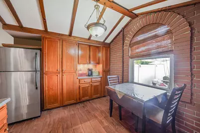 70-27 69th Street, Glendale, NY 11385 - Photo 15