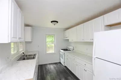 17 Rear Chapel Street, Ellenville, NY 12428 - Photo 9