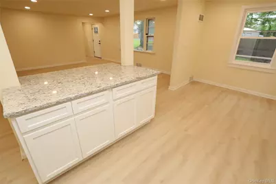 20 Pineview Road, West Nyack, NY 10994 - Photo 13