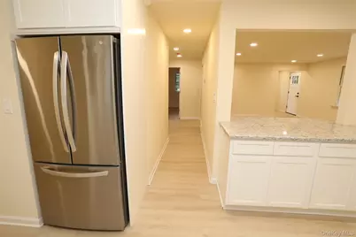 20 Pineview Road, West Nyack, NY 10994 - Photo 11