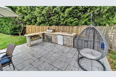 143 Hallock Street, Riverhead, NY 11901 - Photo 3