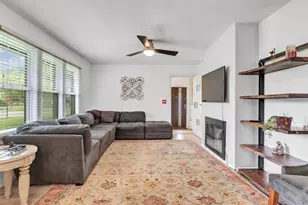 143 Hallock St, Riverhead, NY 11901 - Photo 11