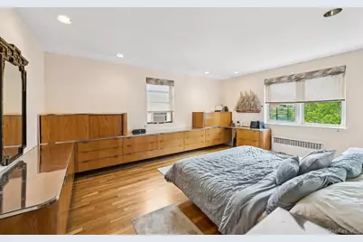 162-41 Powells Cove Boulevard #4G, Whitestone, NY 11357 - Photo 13