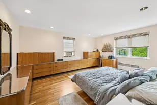 162-41 Powells Cove Blvd, Whitestone, NY 11357 - Photo 13