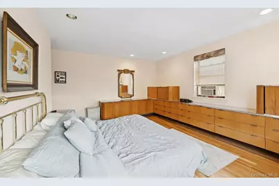 162-41 Powells Cove Boulevard #4G, Whitestone, NY 11357 - Photo 15