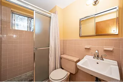 1826 Camp Avenue, Merrick, NY 11566 - Photo 25