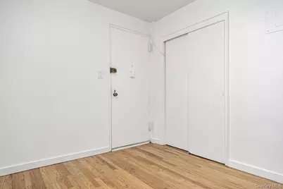 67-50 Thornton Place #3K, Forest Hills, NY 11375 - Photo 9