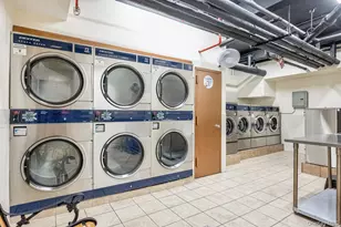 67-50 Thornton Pl, Forest Hills, NY 11375 - Photo 17