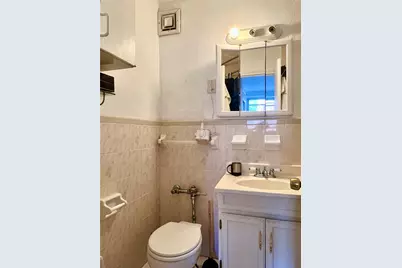 142-05 Roosevelt Avenue #301, Flushing, NY 11354 - Photo 7