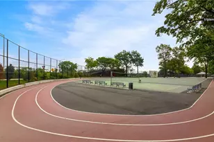 6120 Grand Central Pkwy, Forest Hills, NY 11375 - Photo 3