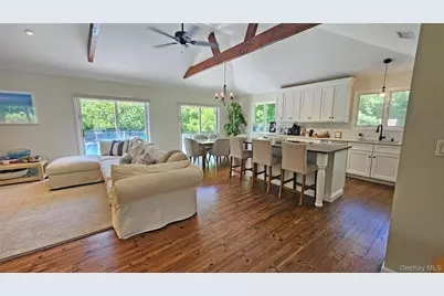 11 John Street, Westhampton Beach, NY 11978 - Photo 15