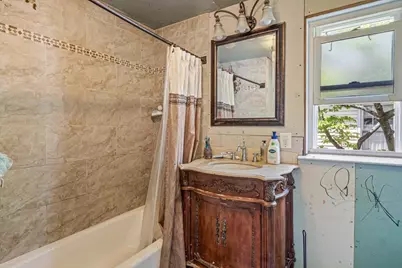 321 Rolling Street, Malverne, NY 11565 - Photo 3