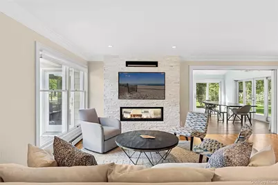 2360 Marlene Lane, Mattituck, NY 11952 - Photo 5