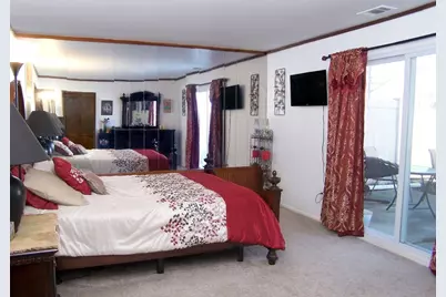 51 Rocky Point Yaphank Rd #5, Rocky Point, NY 11778 - Photo 11